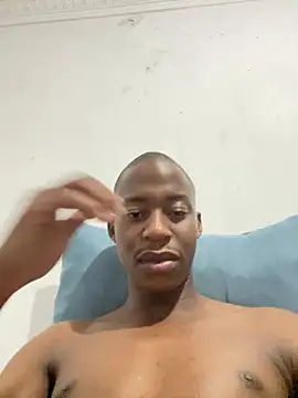 Snapshot of dick4mami chatting on 03-17-26, 04:32 dick4mami online show from 03-17-26, 04:32