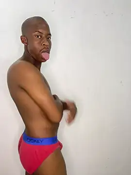 Snapshot of dick4mami chatting on 03-27-26, 02:39 dick4mami online show from 03-27-26, 02:39