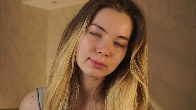 Snapshot of MarlinVarian chatting on 09-21-25, 05:47 MarlinVarian online show from 09-21-25, 05:47