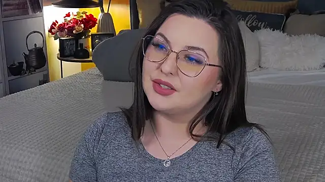 Mia Swano online show from 11-23-25, 10:42