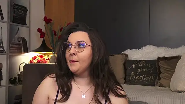 Mia Swano online show from 02-07-26, 01:09