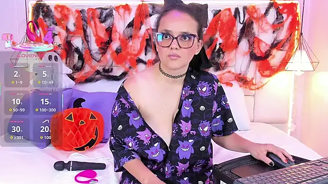 LilithValmare online show from 10-10-25, 03:05