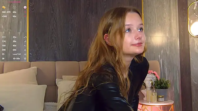 Snapshot of Mary_Parksy chatting on 10-13-25, 04:18 Mary Parksy online show from 10-13-25, 04:18