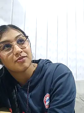 Emiily Johamson online show from 09-24-25, 02:37