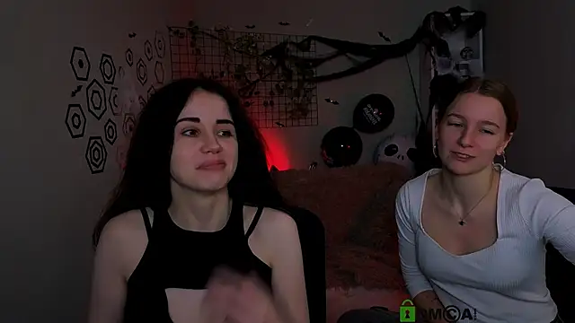 Snapshot of benny_duglas chatting on 10-27-25, 12:09 benny duglas online show from 10-27-25, 12:09