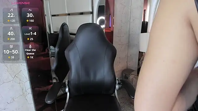 Snapshot of Ely09_ chatting on 03-17-26, 02:20 Ely09 online show from 03-17-26, 02:20