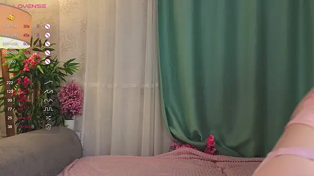 Snapshot of AudieKaemmerer chatting on 09-26-25, 04:44 AudieKaemmerer online show from 09-26-25, 04:44