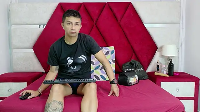 Kity spiderr online show from 02-06-26, 12:30