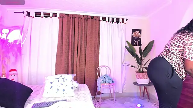 ViolettGomez 93 online show from 05-01-26, 01:32