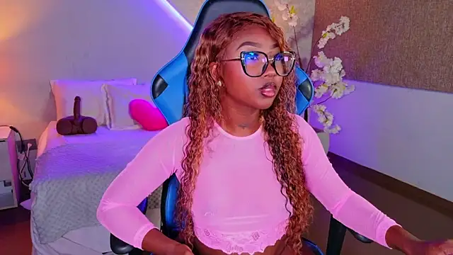 Kishalove  online show from 06-27-26, 10:20