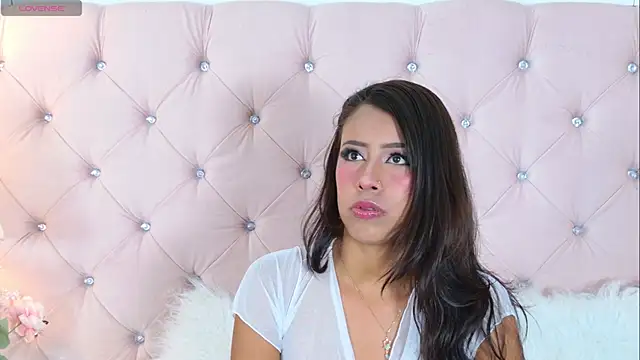 CaterinaRomano online show from 09-26-25, 08:24