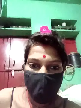 Snapshot of Juwala_Mukhi chatting on 09-18-25, 05:48 Juwala Mukhi online show from 09-18-25, 05:48