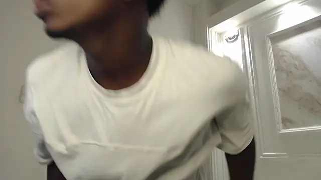 Amare 25 online show from 10-21-25, 07:03