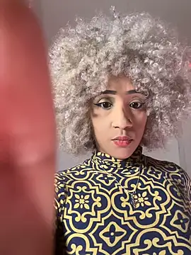 Dark chanel online show from 03-10-26, 04:06