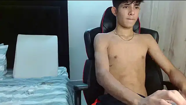 Noah-Garcia online show from 09-20-25, 05:25