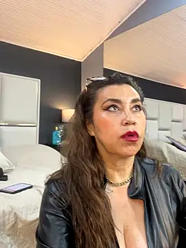 Samantha Milf   online show from 09-13-25, 07:46