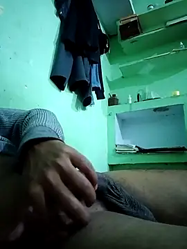 Snapshot of sexy_couple_38 chatting on 11-30-25, 09:19 sexy couple 38 online show from 11-30-25, 09:19