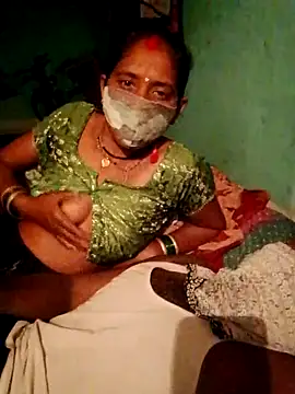 CUTE-004 online show from 10-01-25, 03:51