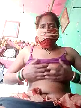 CUTE-004 online show from 10-16-25, 07:31