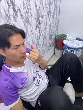 StevenHumps online show from 10-16-25, 05:41