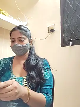 Snapshot of Kajal-baby07 chatting on 10-06-25, 06:44 Kajal-baby07 online show from 10-06-25, 06:44