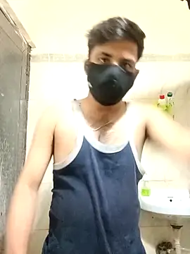 Snapshot of indian_danny chatting on 10-06-25, 08:39 indian danny online show from 10-06-25, 08:39