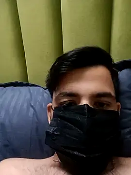 Snapshot of indian_danny chatting on 11-16-25, 12:44 indian danny online show from 11-16-25, 12:44