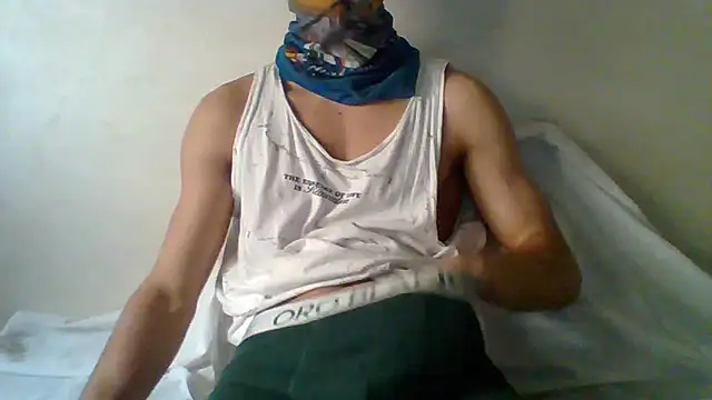 Snapshot of Osamabigdick7 chatting on 02-15-26, 02:14 Osamabigdick7 online show from 02-15-26, 02:14