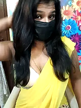 Snapshot of Divya_Spandhana_90 chatting on 10-12-25, 05:12 Divya Spandhana 90 online show from 10-12-25, 05:12