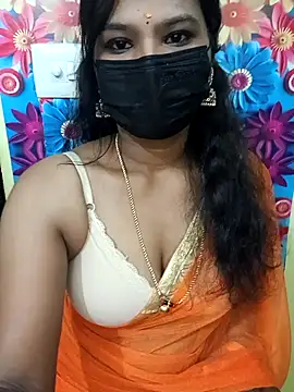 Snapshot of Divya_Spandhana_90 chatting on 10-16-25, 06:09 Divya Spandhana 90 online show from 10-16-25, 06:09