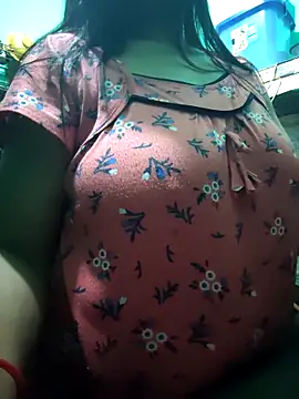 Snapshot of your_favourite_bhabhi chatting on 03-11-26, 12:49 your favourite bhabhi online show from 03-11-26, 12:49