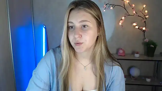 Snapshot of Milka_kamila chatting on 06-30-26, 12:06 Milka kamila online show from 06-30-26, 12:06