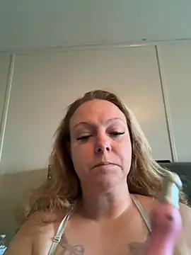 roughdiamond35 online show from 09-19-25, 05:24