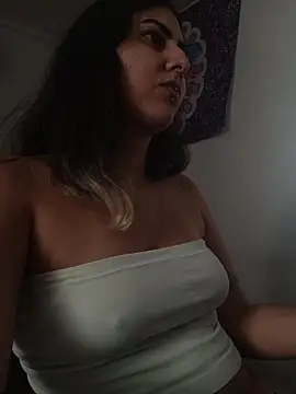 ApenasLys online show from 01-06-26, 03:05