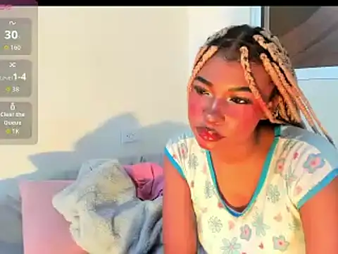 SophiaBloss online show from 05-21-26, 08:49
