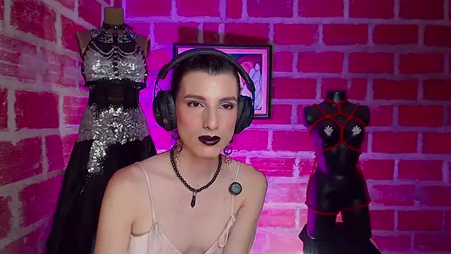 Moira-Hot online show from 03-29-26, 06:30