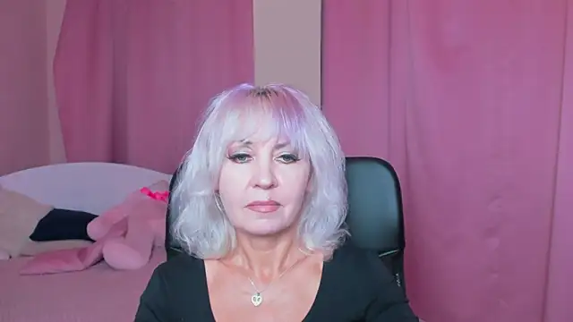 MissVall online show from 09-17-25, 03:46