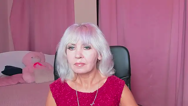 MissVall online show from 09-19-25, 04:29