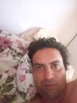 SantiagoGoias online show from 09-12-25, 07:03