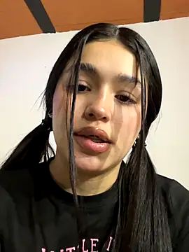 AvaScott  online show from 11-20-25, 05:12