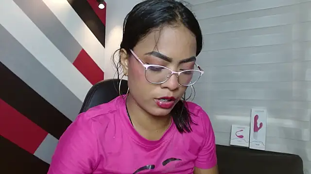 Chloe Brown3 online show from 09-15-25, 05:35