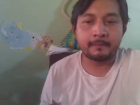 Snapshot of mauricio_santamaria chatting on 09-25-25, 01:48 mauricio santamaria online show from 09-25-25, 01:48