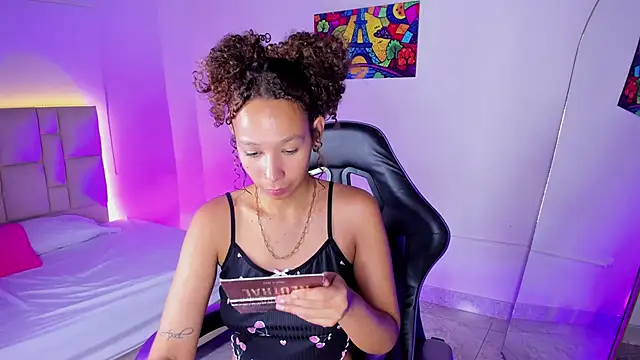 JennyLawrence online show from 10-08-25, 08:17