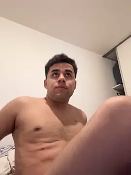 Snapshot of Joaconda chatting on 04-05-26, 07:27 Joaconda online show from 04-05-26, 07:27