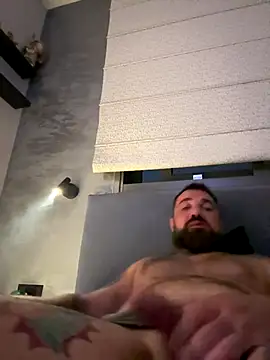 Snapshot of KstnSrg19 chatting on 10-24-25, 03:14 KstnSrg19 online show from 10-24-25, 03:14