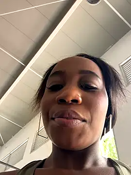 maryuri 21 online show from 10-27-25, 03:05