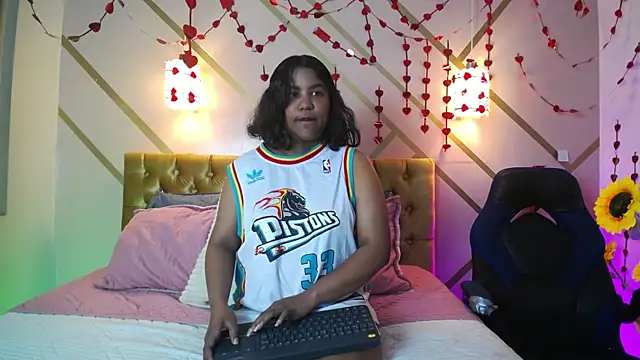 Snapshot of Sahra_Candy chatting on 09-13-25, 01:22 Sahra Candy online show from 09-13-25, 01:22