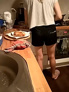 NiceBadgera online show from 09-13-25, 06:40