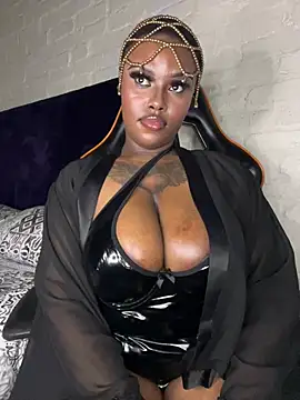 QUEEN NOBUHLE 777 online show from 03-27-26, 10:53