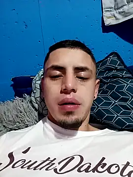 Snapshot of 1C2AM22 chatting on 09-14-25, 07:29 1C2AM22 online show from 09-14-25, 07:29